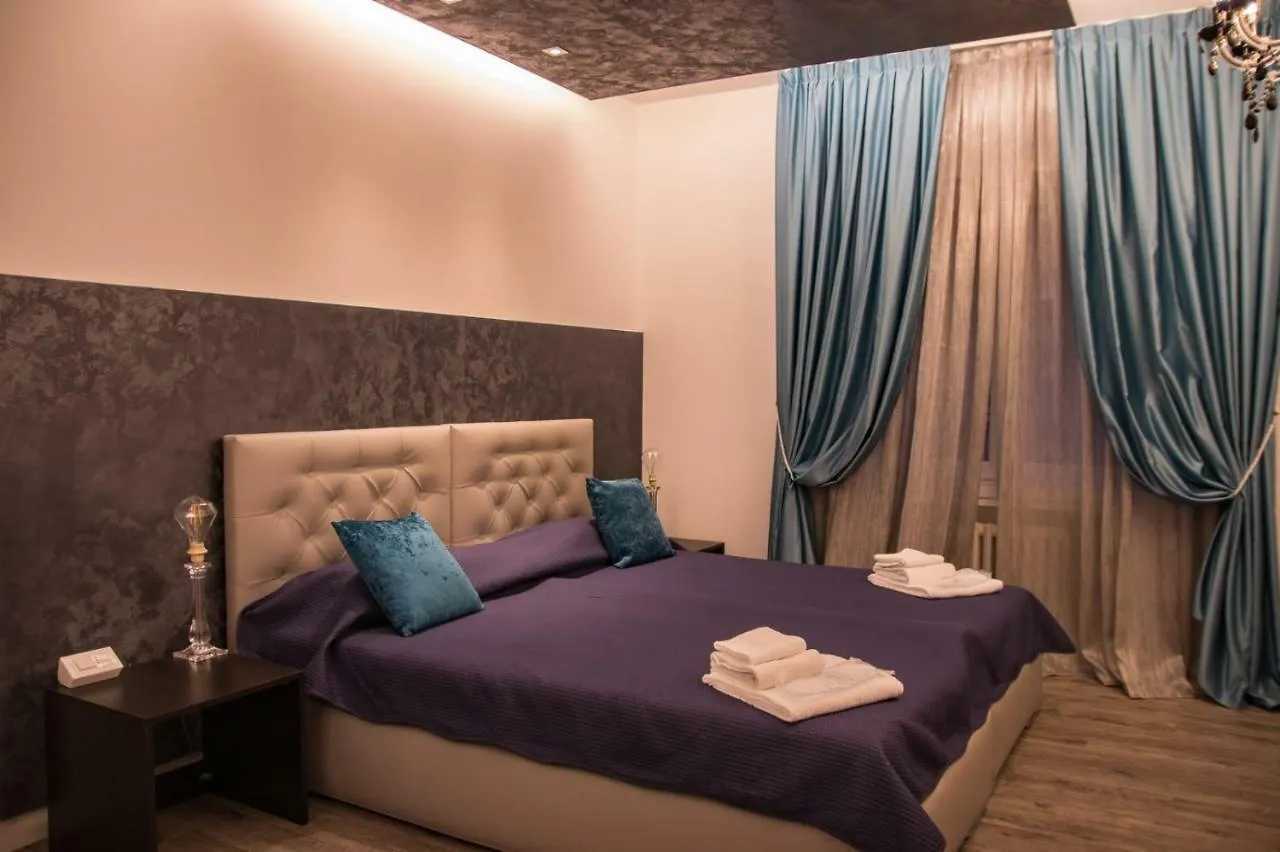 Double A Guest House Местре